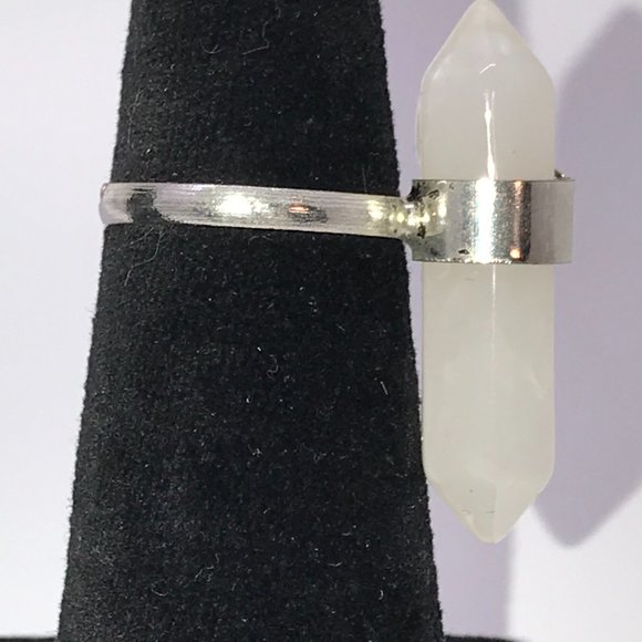 Sizeable Imitation Quartz Ring - Picture 2 of 9